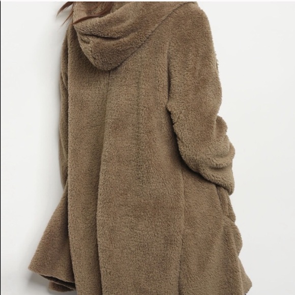 RESTOCK SHERPA FAUX FUR MOCHA- hoodie - Picture 3 of 3